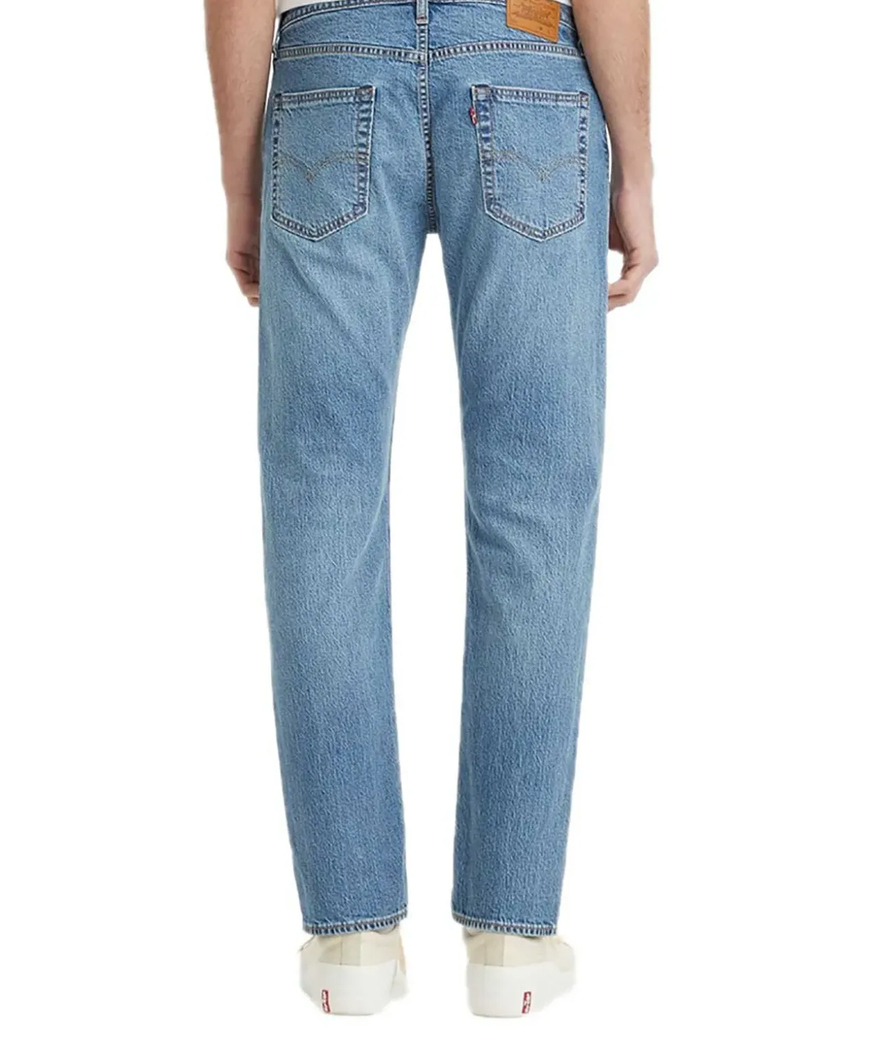 Levi’s 502 Jeans Tapered Fit in mittelblauer Waschung
