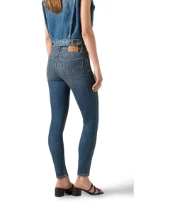 Levi's 721 Skinny Jeans mit High Rise in Good Evening