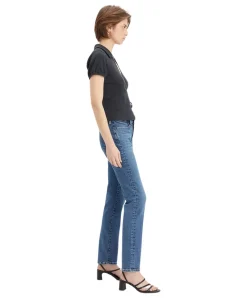 Levi's 712 Slim Jeans in blauer Blue Wave-Waschung