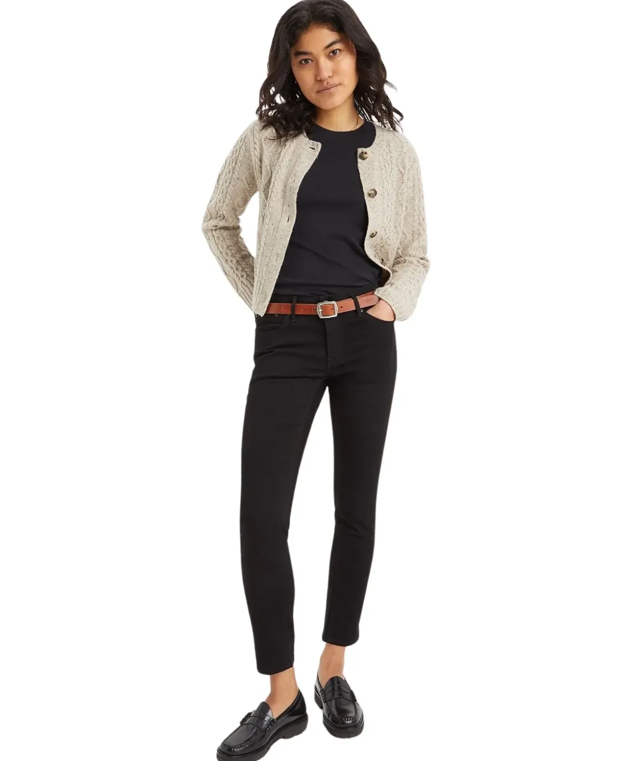 Levi's 712 Slim Jeans in Schwarz mit hohem Bund