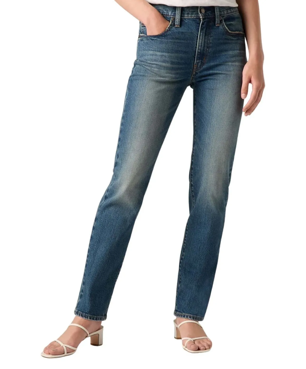 Levis 724 Straight Jeans mit High Rise in Mittelblau