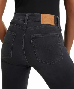 Levi’s 724 Straight Jeans mit hohem Bund in Never Forget