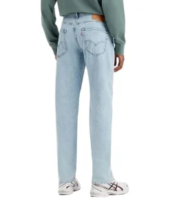 Levi's 502 Taper Jeans in hellblauer Waschung