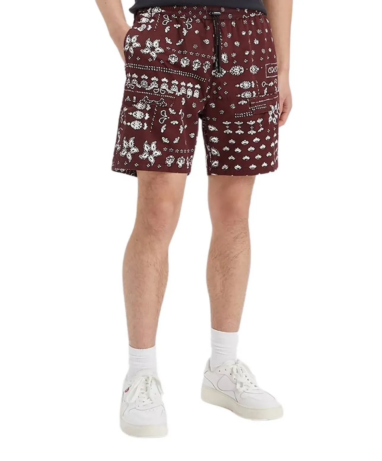 Levi's Cargo Shorts Trail in bordo mit Muster