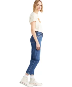 Levi's Jeans ⅞ Crop 501 in mittelblauer Orinda Troy Horse
