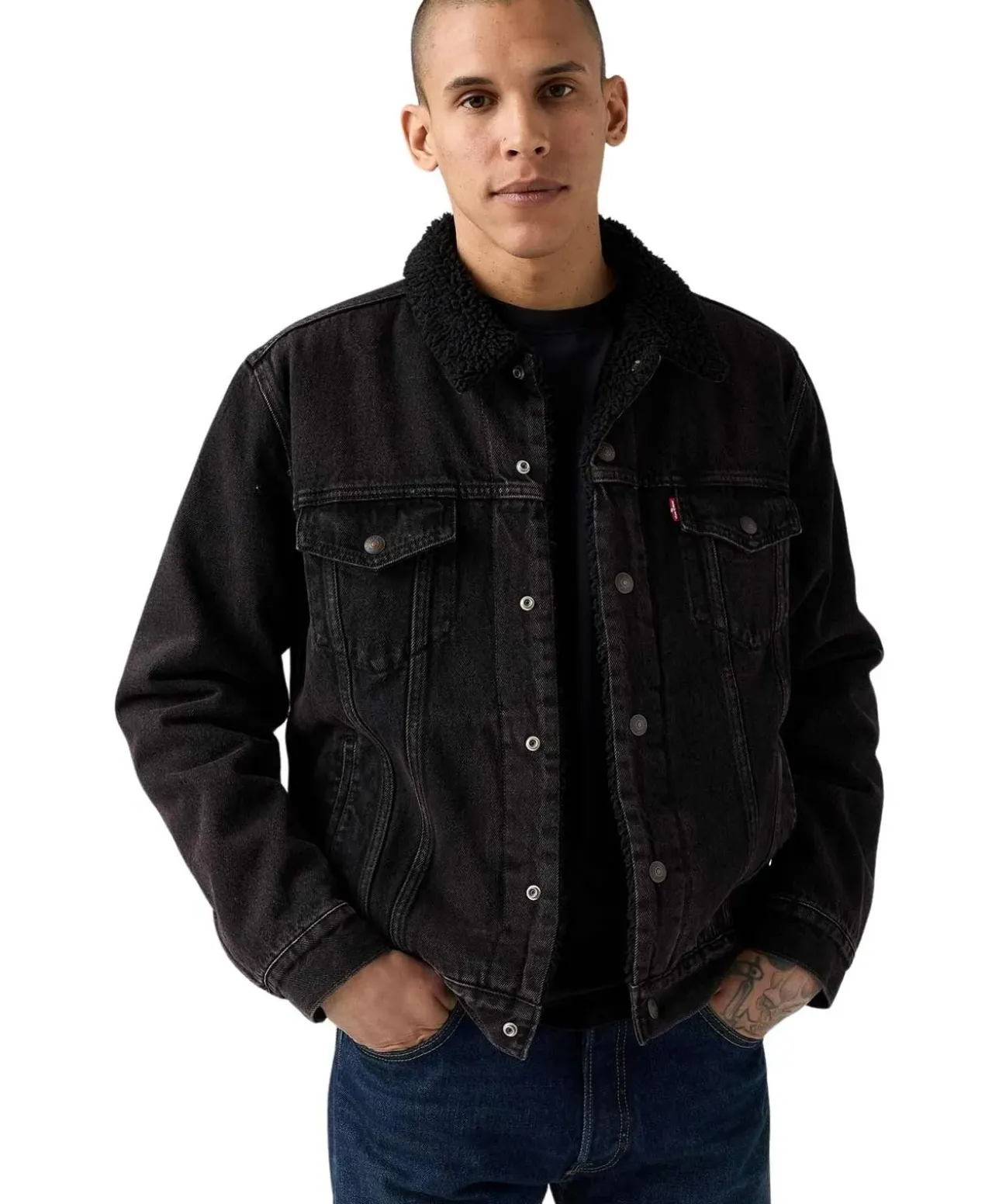 LEVI'S Trucker Jacke aus schwarzem Denim mit Sherpa-Futter