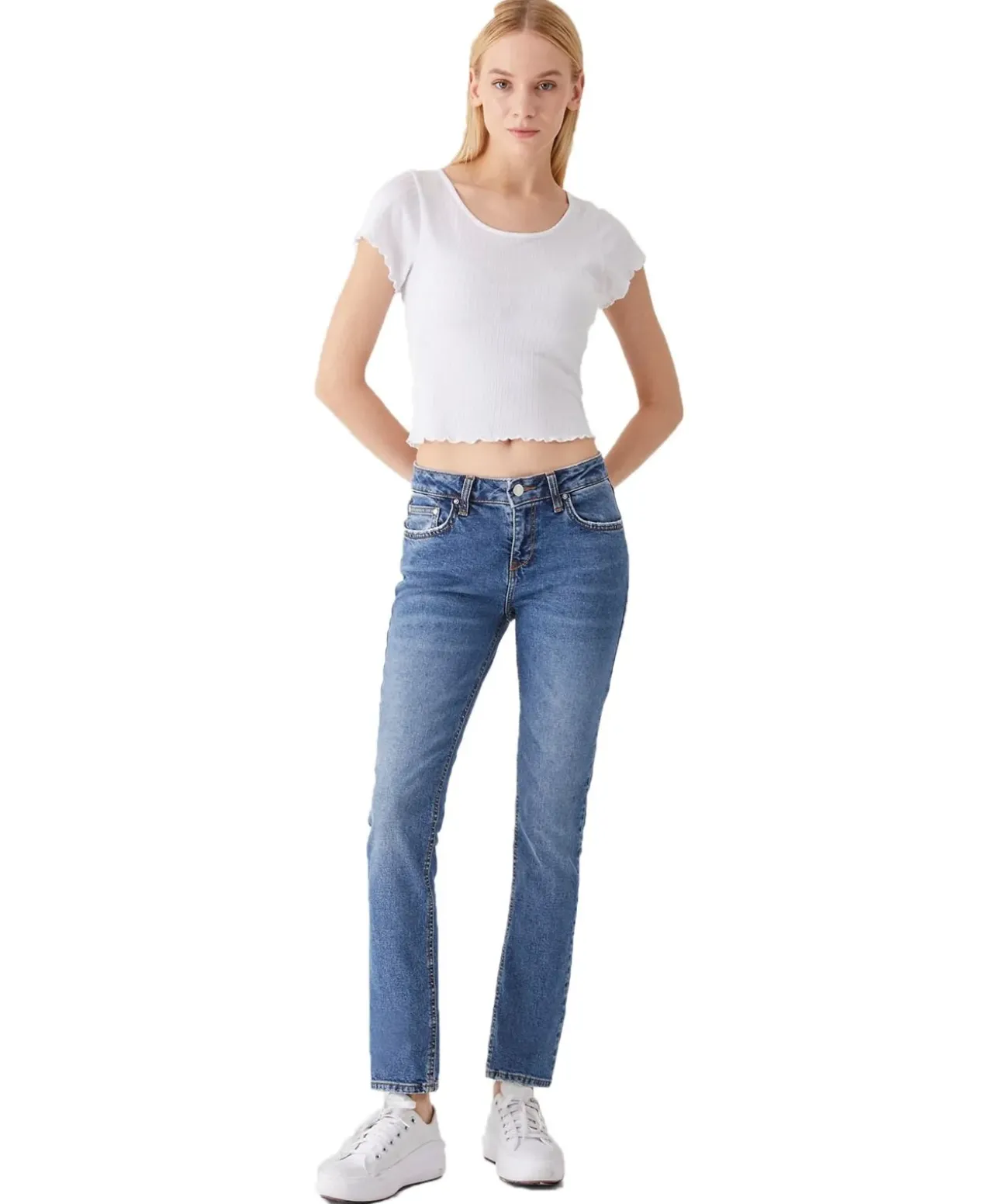LTB Jeans Aspen Y in hellblauer Sunila Waschung