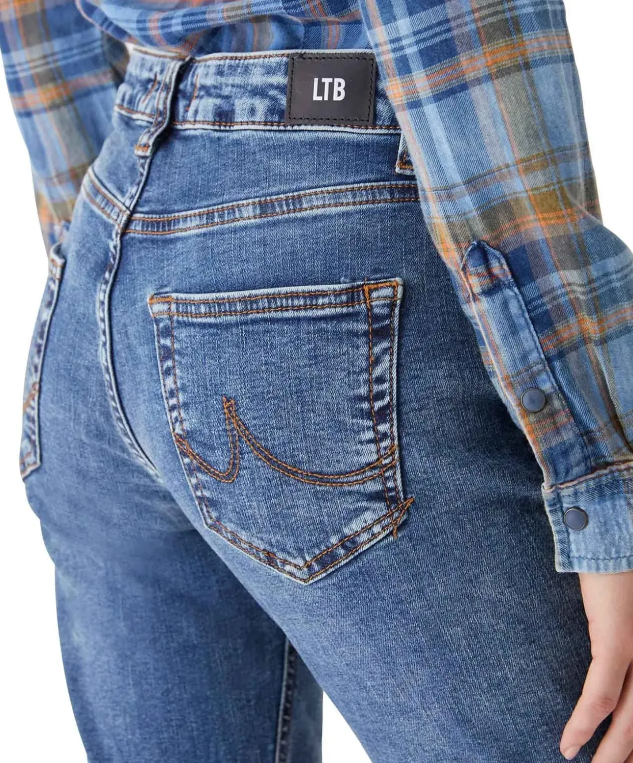 LTB Jeans Aspen Y in hellblauer Used Waschung