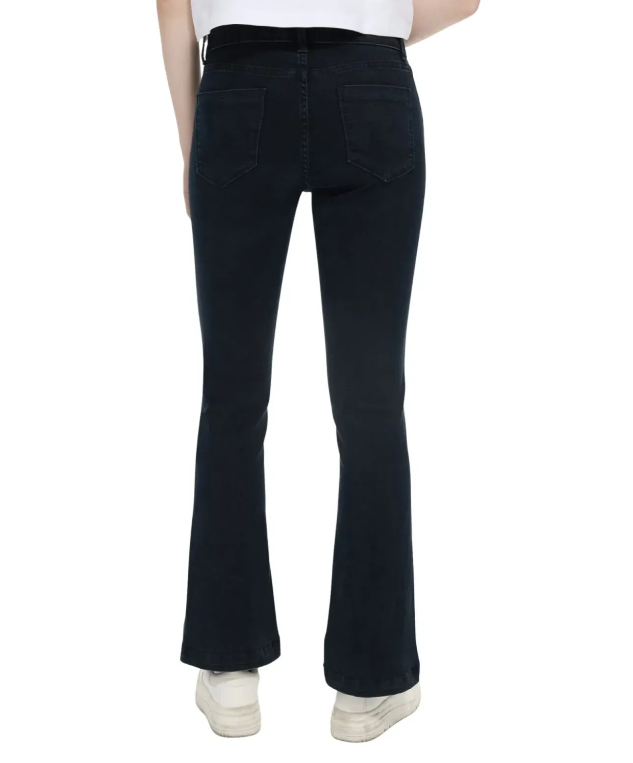 LTB Jeans Fallon in Dunkelblau mit Flared Leg