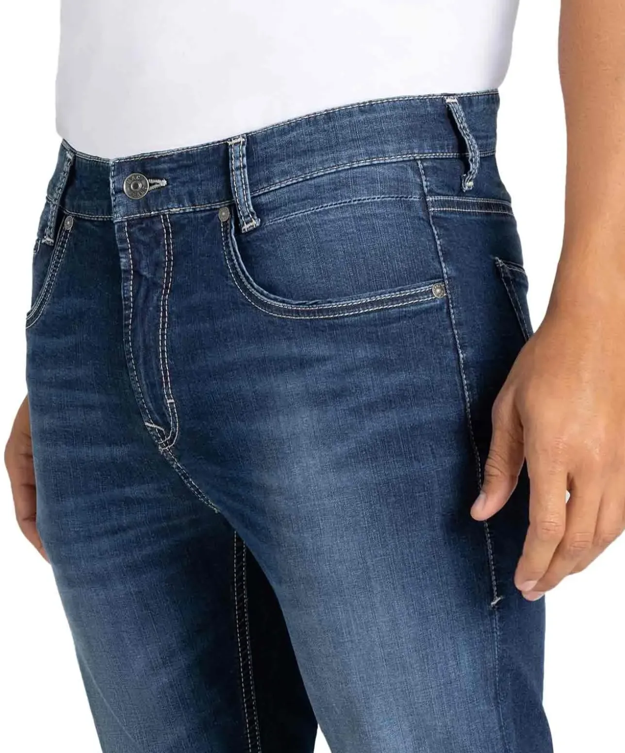 Mac Arne Pipe Jeans Modern Fit in Dunkelblauer Optik