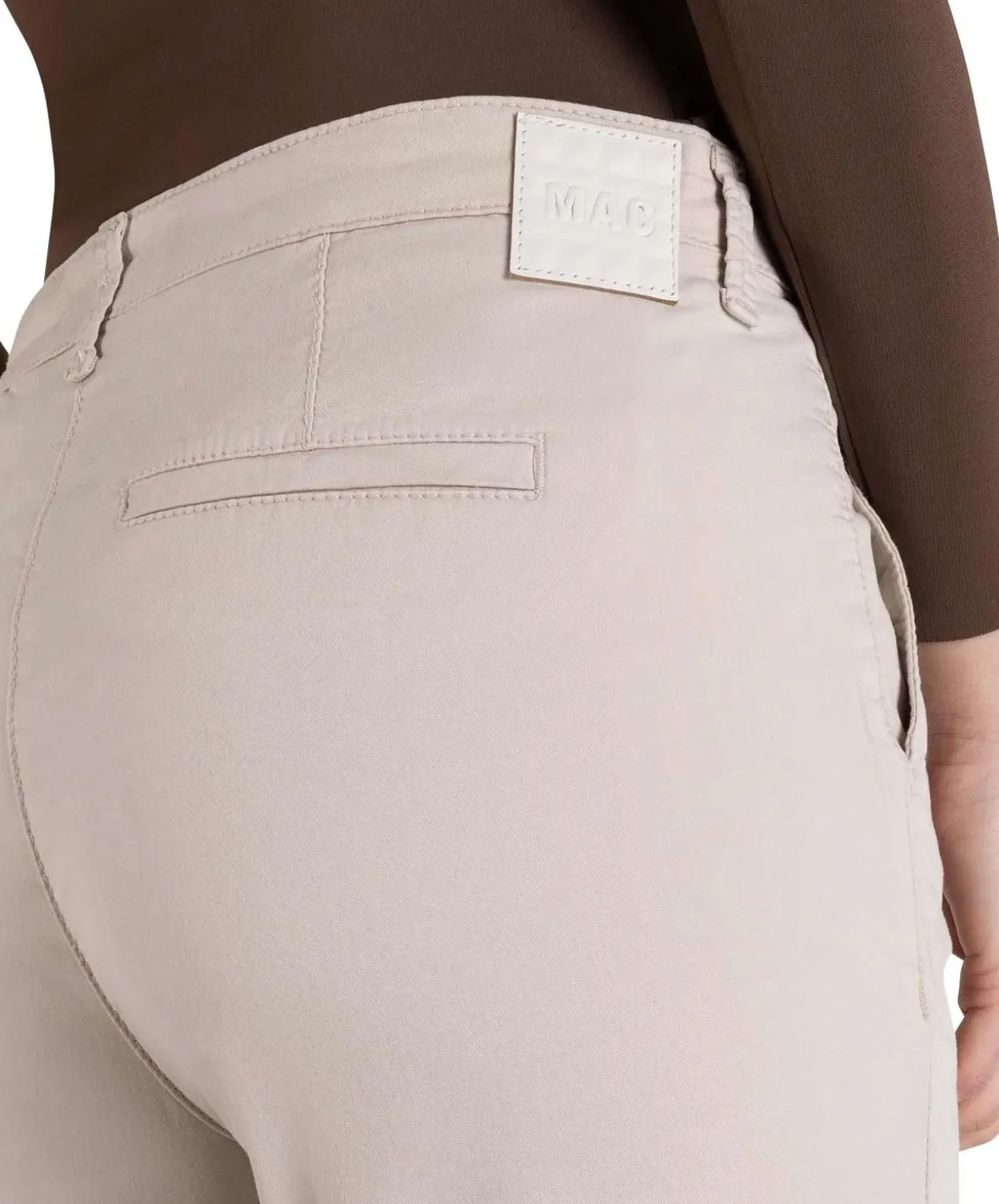 Mac Damen Chino Turn Up aus beigem Stretch Gabardine
