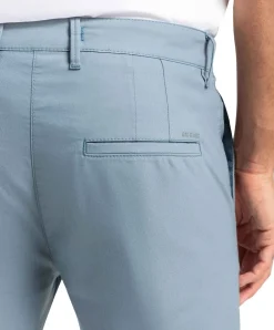 MAC Griffin Chino in Hellblau mit Tapered Fit