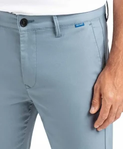 MAC Griffin Chino in Hellblau mit Tapered Fit