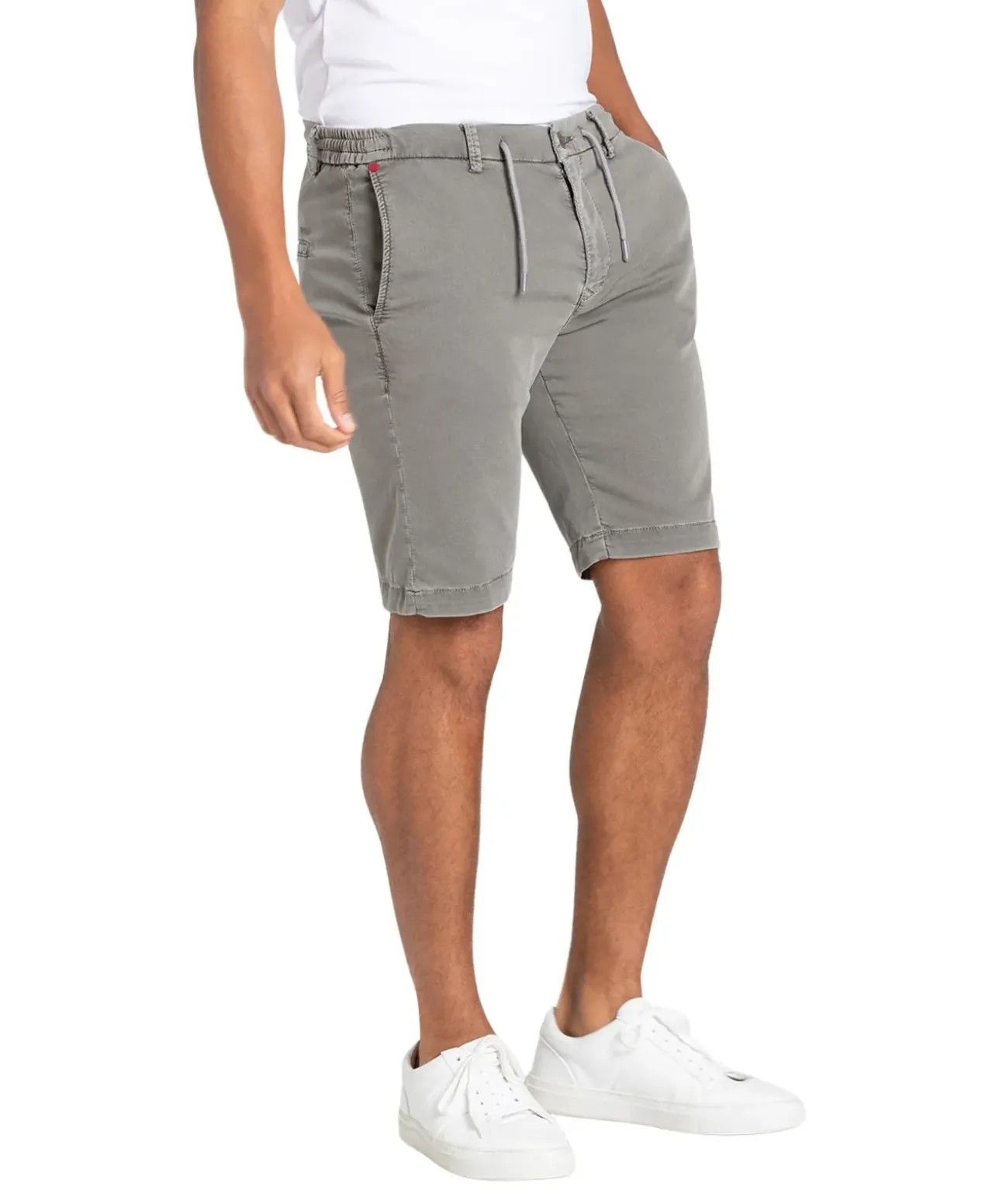 Mac Jog'n Short aus Sweat Denim in Leaf Green