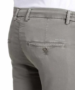 Mac Jog'n Short aus Sweat Denim in Leaf Green