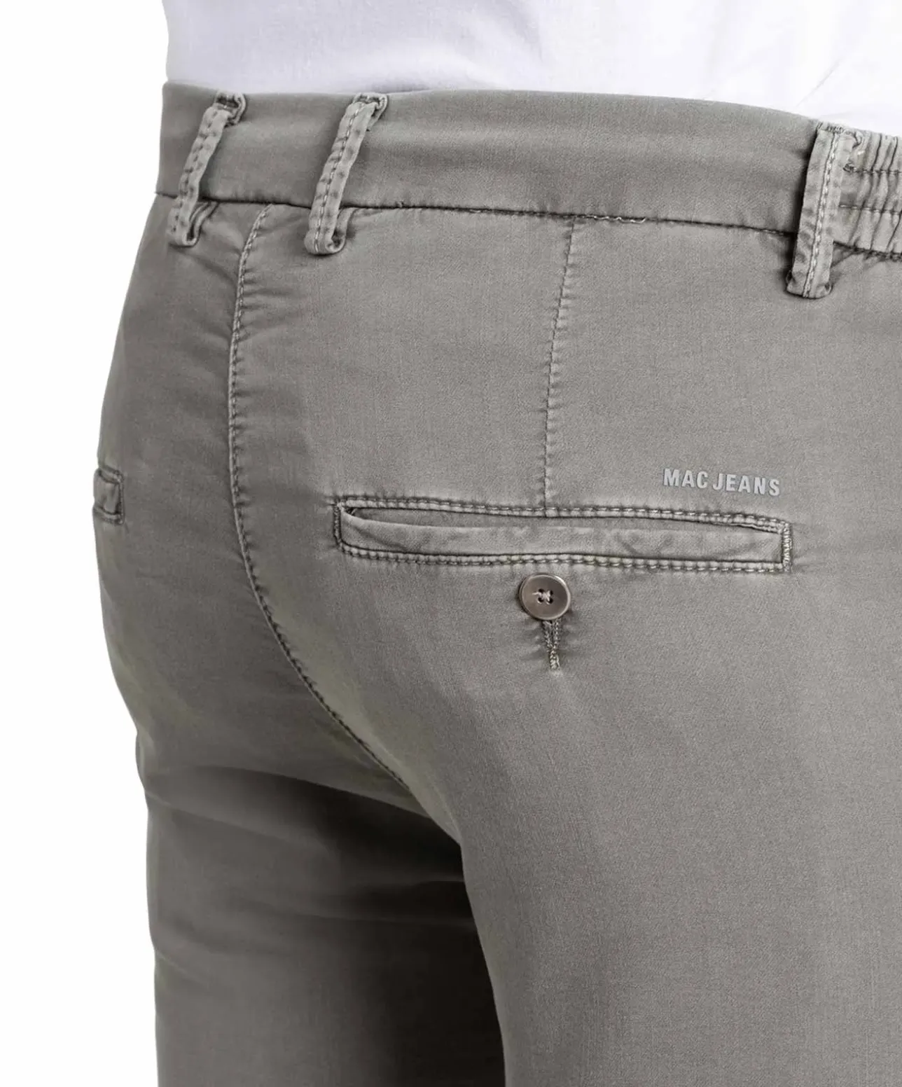Mac Jog'n Short aus Sweat Denim in Leaf Green