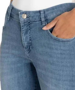 MAC Shorty Jeans Shorts in Summer Blue Wash