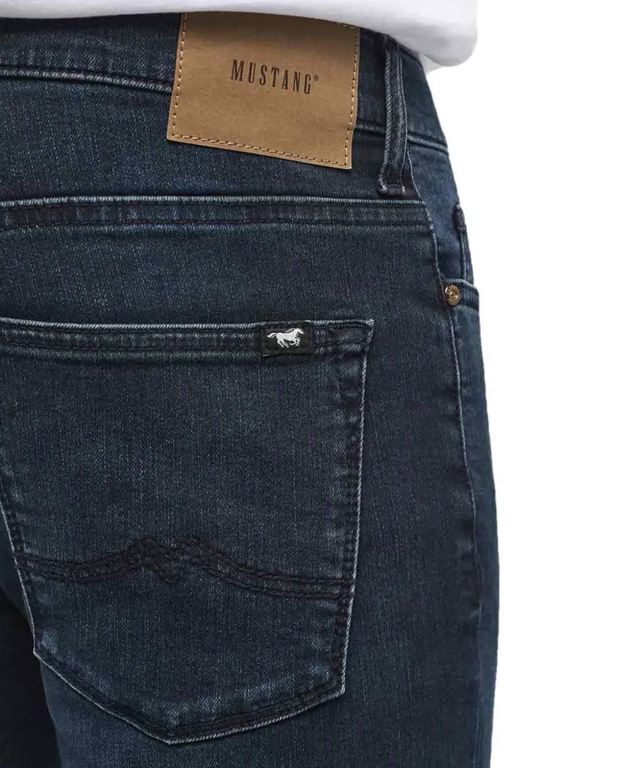 Mustang Frisco Jeans Skinny Fit in dunkelblauer Used-Waschung