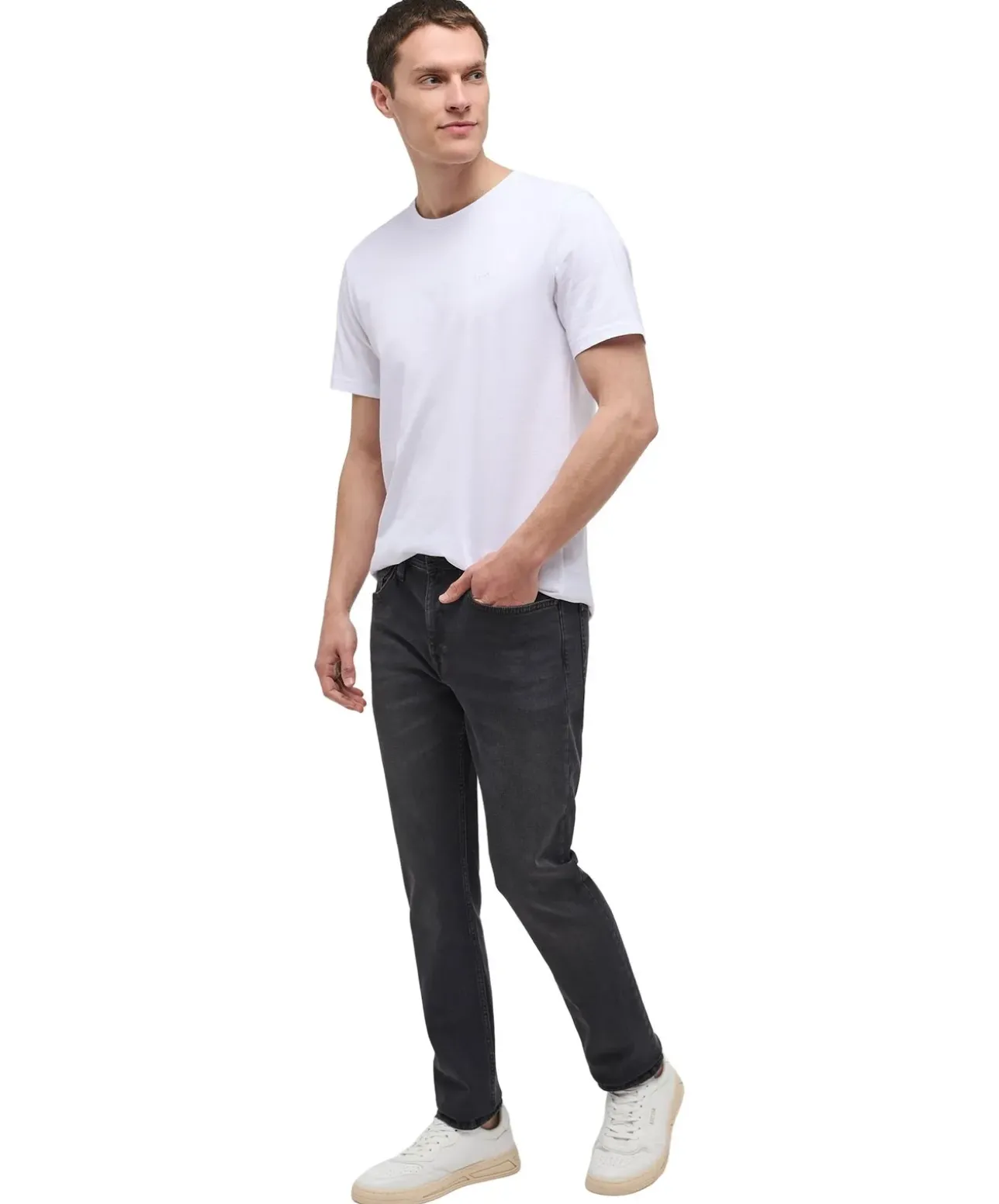 Mustang Orlando Slim Jeans im schwarzem Used Look