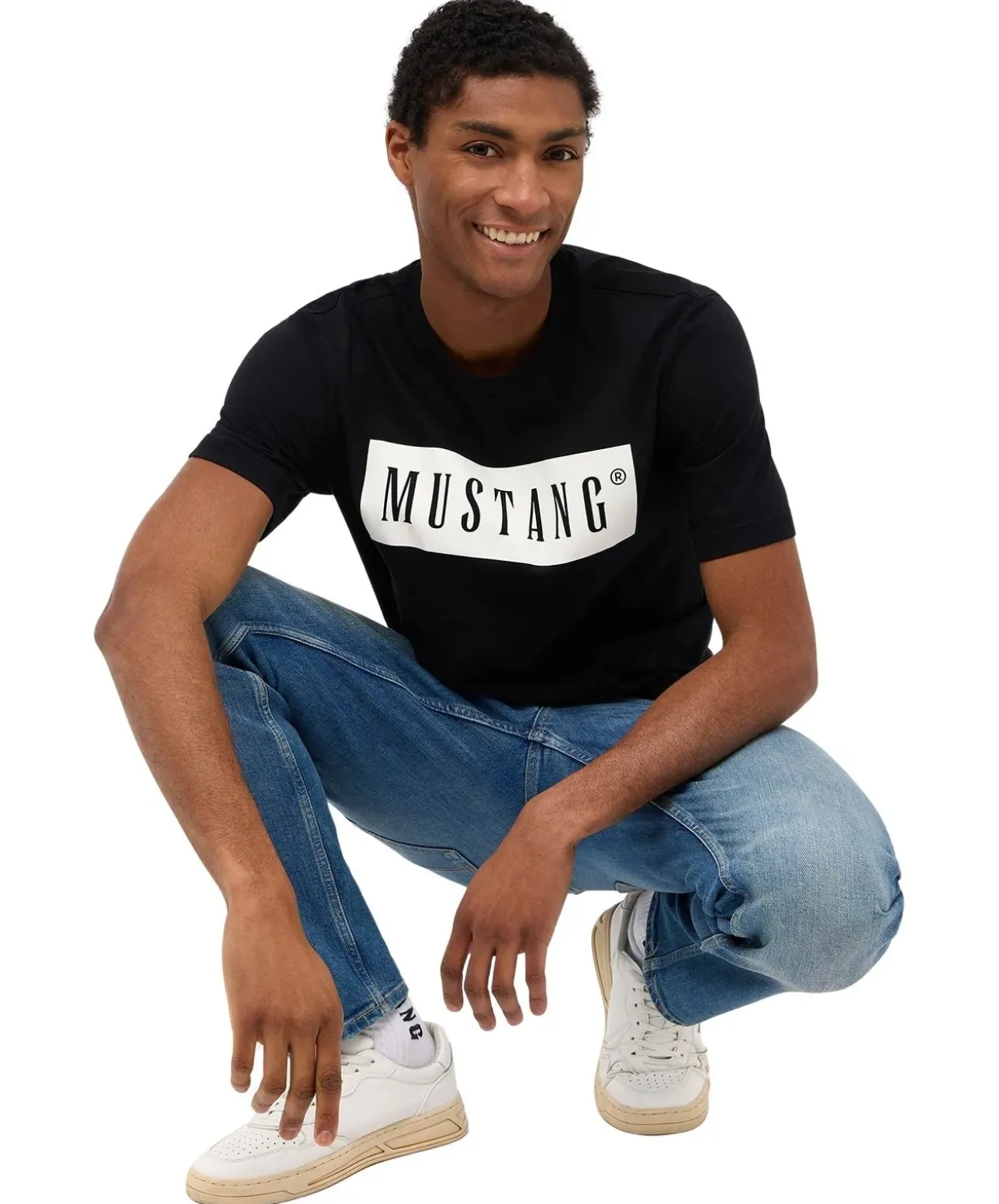 Mustang Print T-Shirt Austin aus Baumwolle in Schwarz