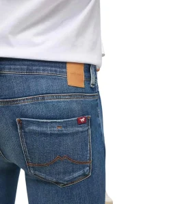 Mustang Quincy Skinny fit Jeans in mittelblauer Waschung