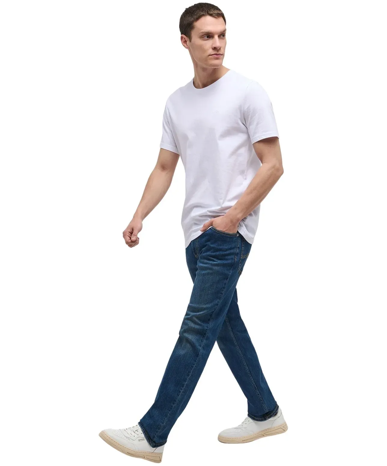 Mustang Tramper Straight Jeans in Stonewash