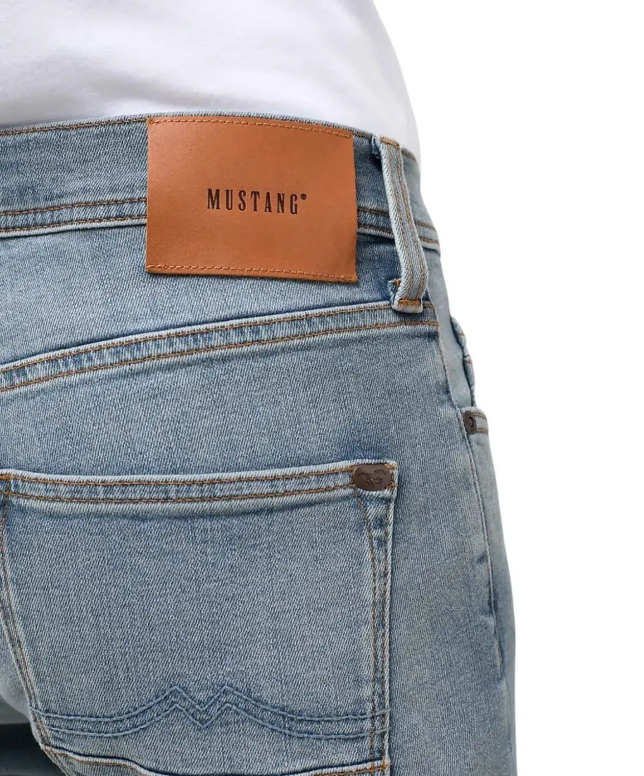 Mustang Vegas Jeans Slim Fit in hellblauer Waschung