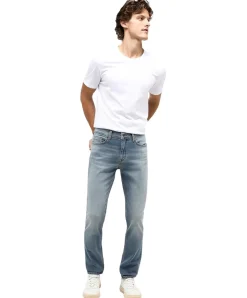Mustang Vegas Jeans Slim Fit in hellblauer Waschung