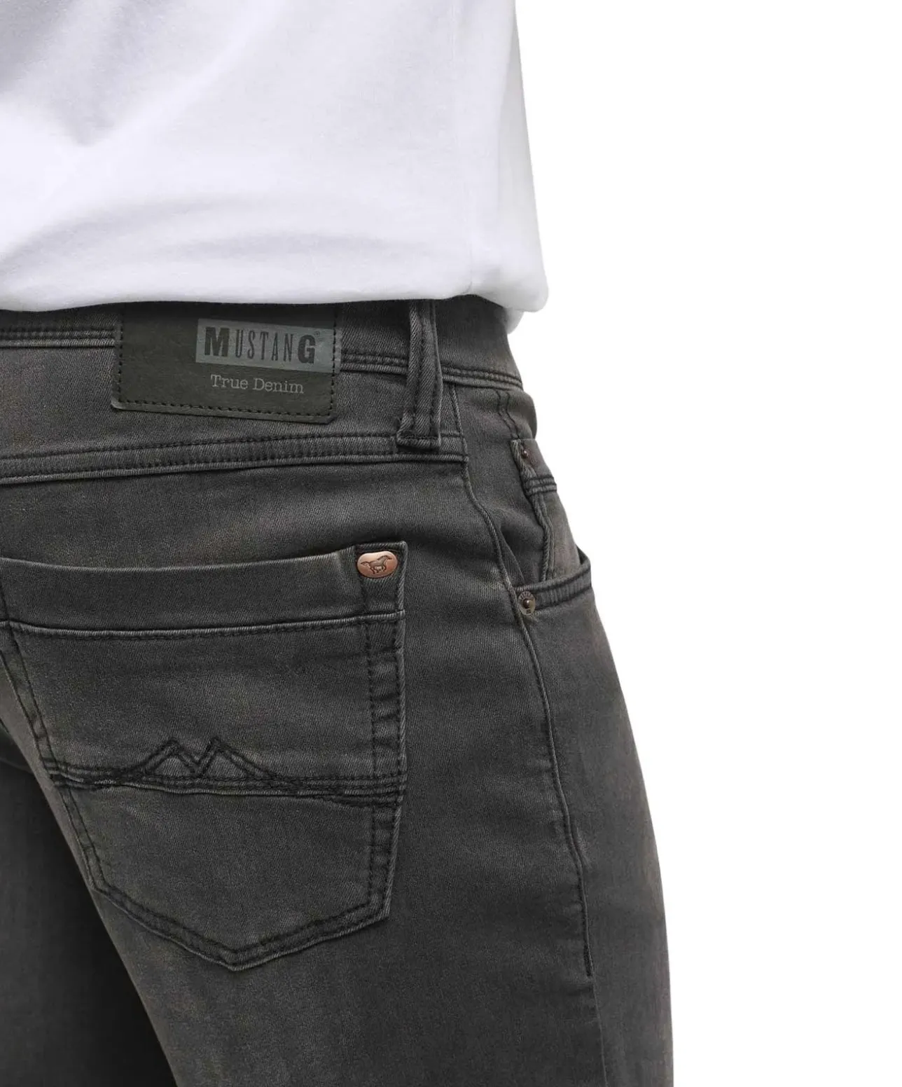 Mustang Washington Jeans in Schwarzer Waschung