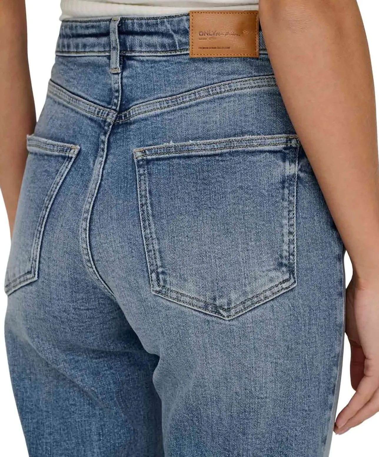 ONLY Jeans Juicy Flared Fit in Mittelblau