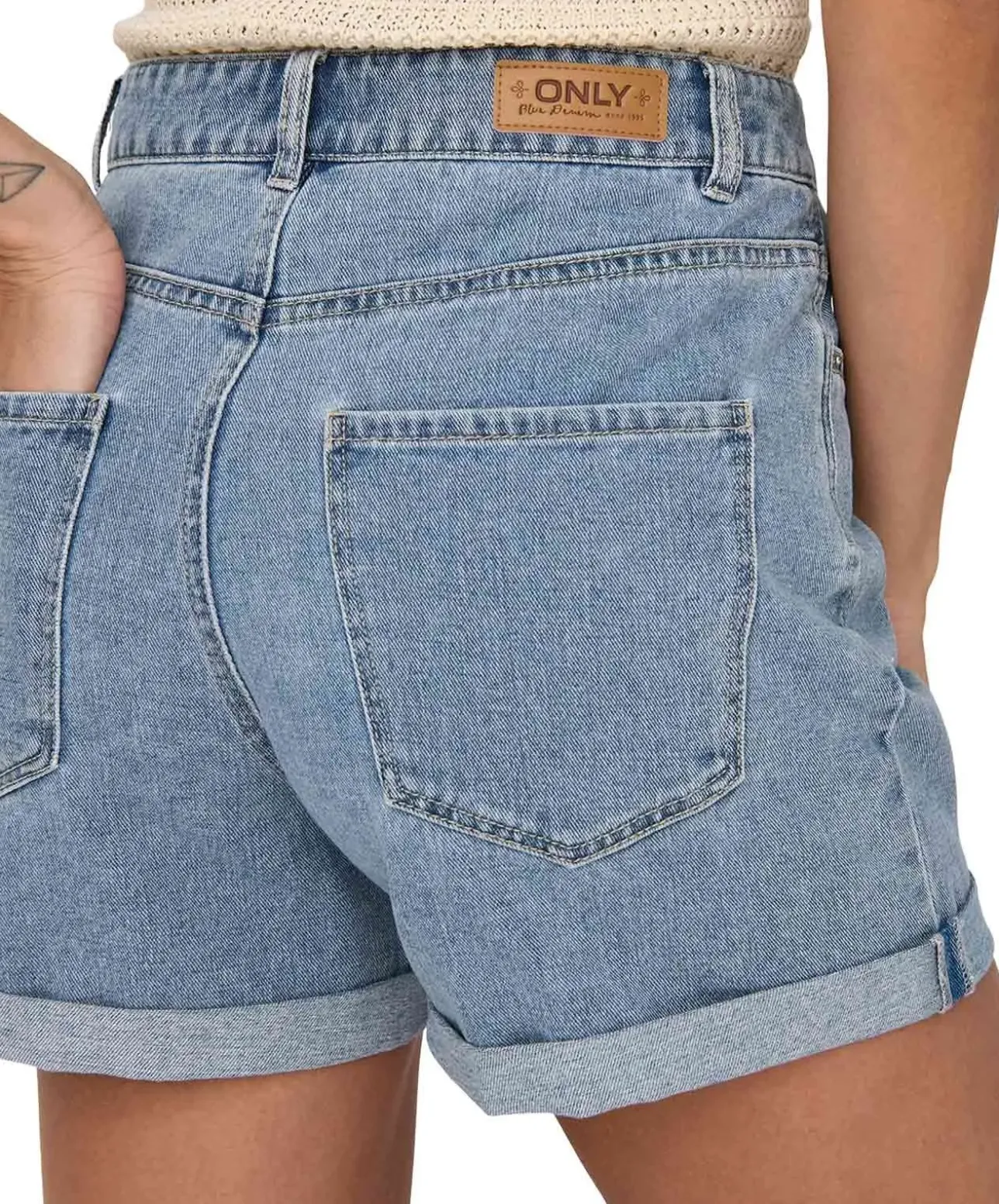 ONLY Jeansshorts Vega mit hoher Taille in Hellblau