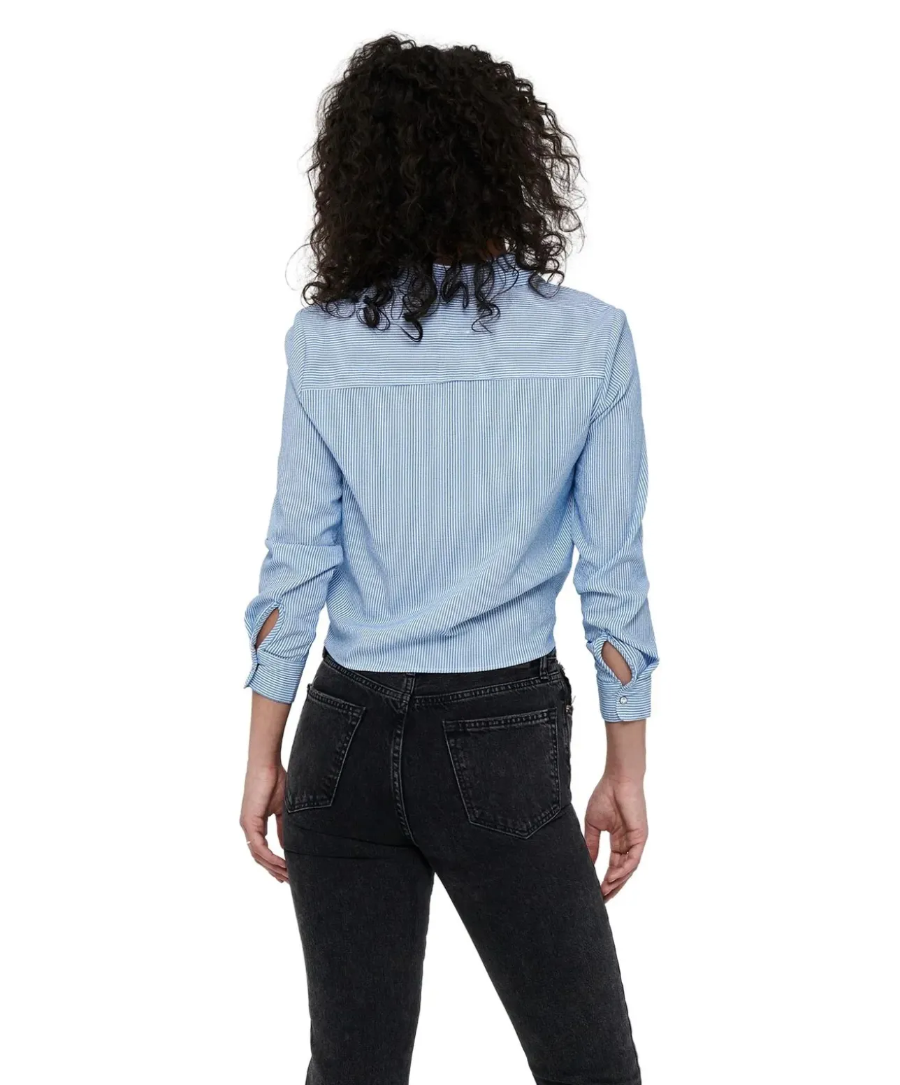 ONLY Lecey Bluse mit Hemdkragen in Hellblau und Brusttasche