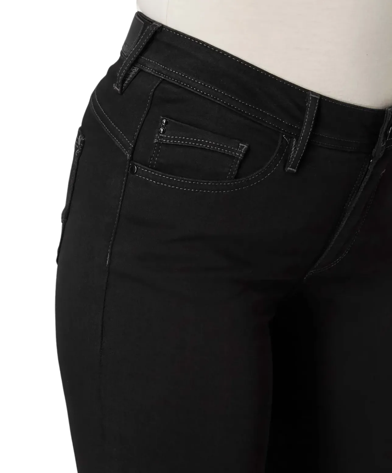 Paddocks Jeans Lia in Schwarz mit Slim Fit