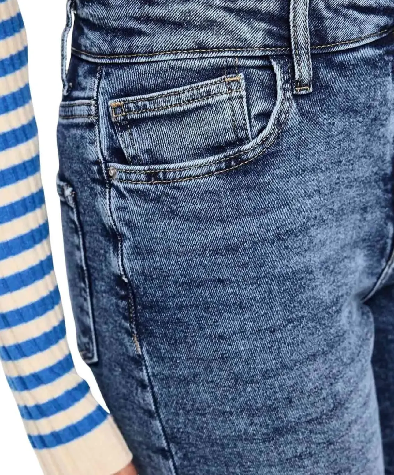 Pieces Kelly Jeans Straight Fit in Stone-Waschung