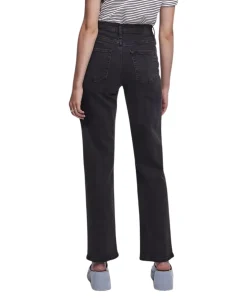 Pieces Kesia Jeans Mom Fit in blau mit Zerstörungs Effekten