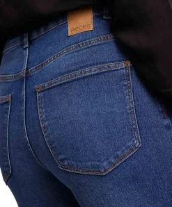 Pieces Peggy Jeans mit weitem Bein in Indigo Waschung