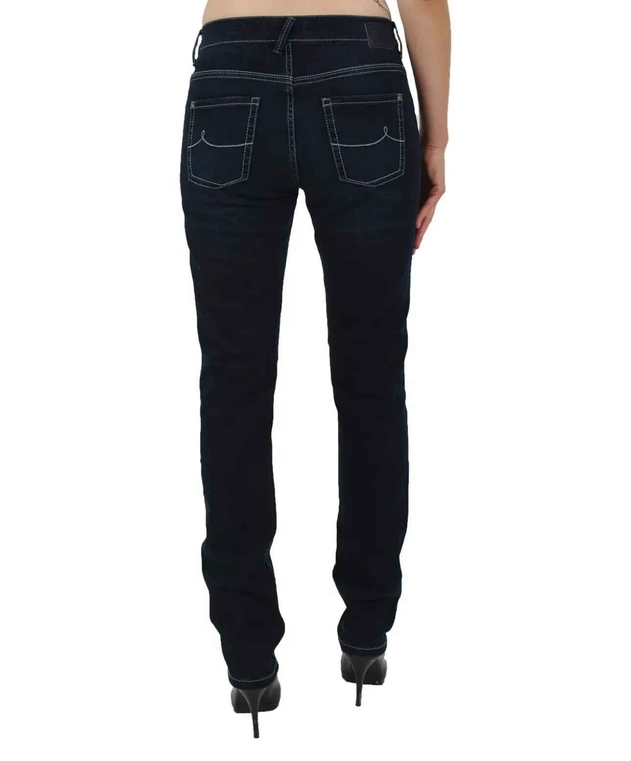Pioneer Jeans Straight Sally in Dunkelblauer Waschung