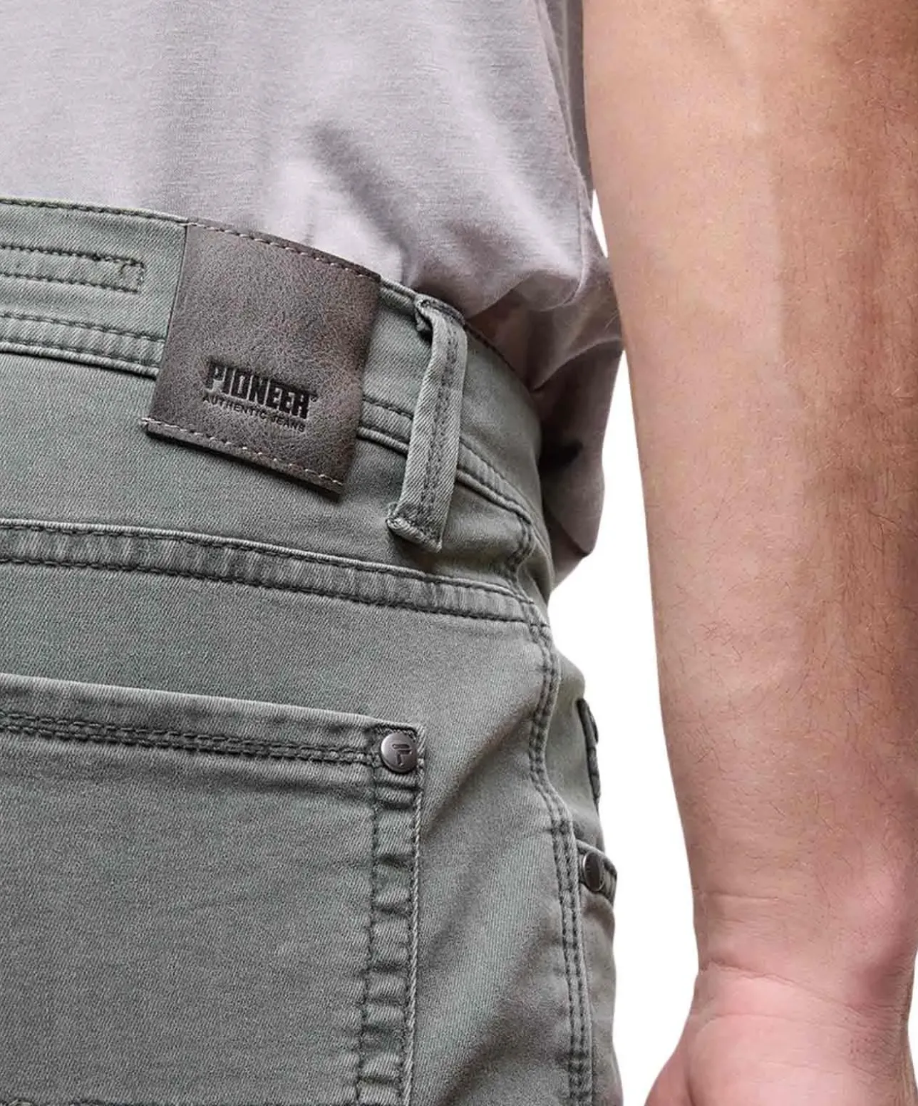 Pioneer Rando Megaflex Jeans in grüner Jade-Waschung