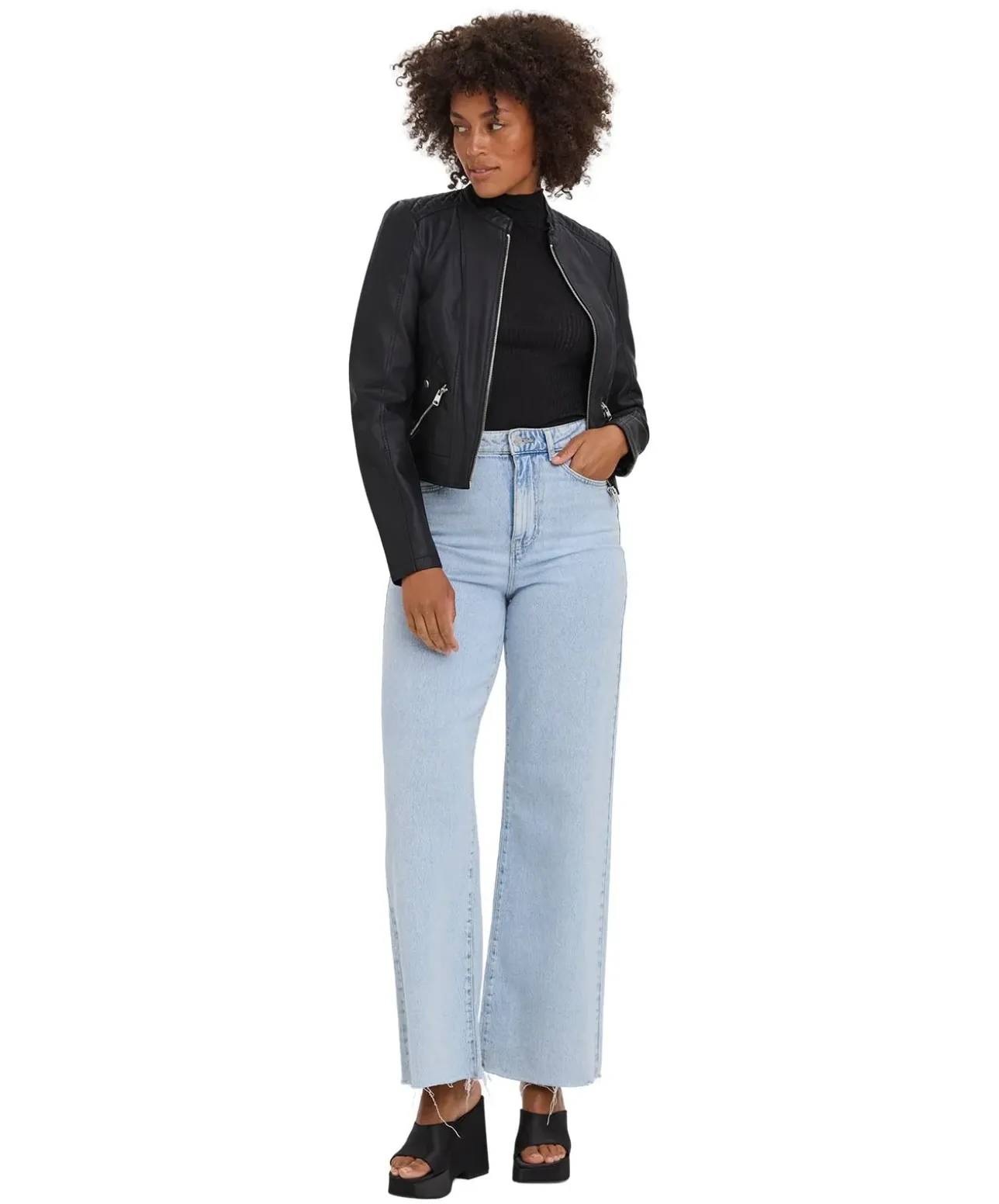 Vero Moda Bikerjacke Khloefavo in schwarzer Lederoptik