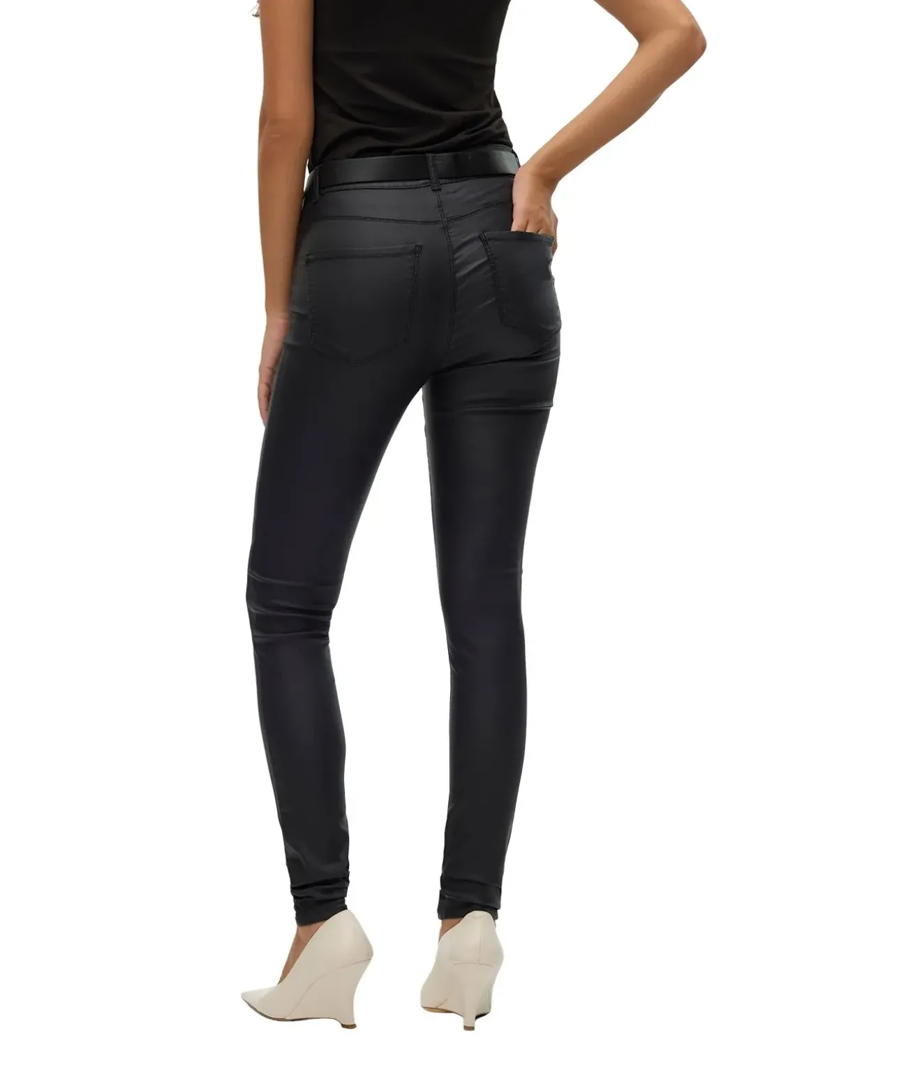 Vero Moda Coated Jeans Skinny Fit Seven in Schwarz