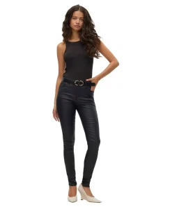 Vero Moda Coated Jeans Skinny Fit Seven in Schwarz