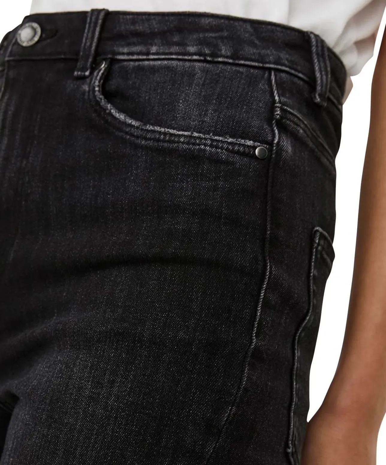 Vero Moda High Waist Skinny Jeans Loa in Black Used