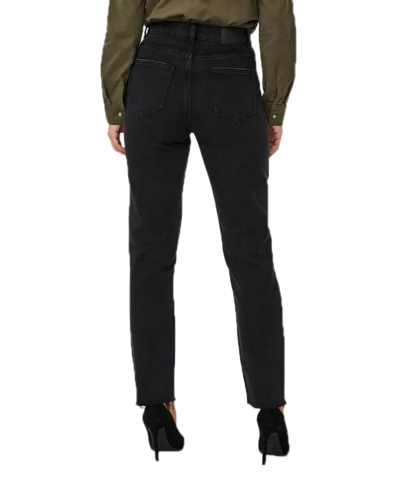 Vero Moda Jeans Mom Brenda in Schwarz mit Bio-Baumwolle