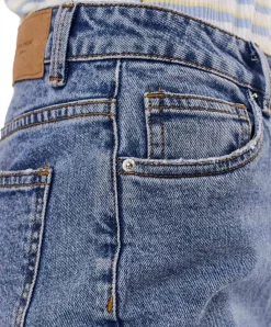 Vero Moda Jeans Mom Fit Brenda aus hellem Indigo