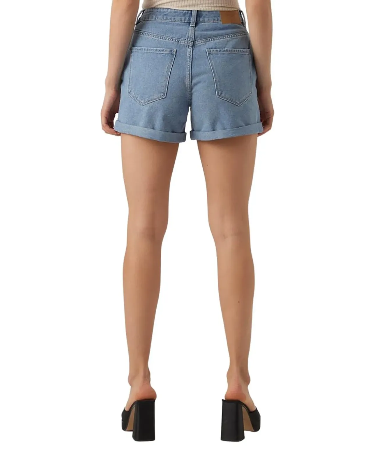 Vero Moda Jeans Shorts Zuri in hellblauem Stonewash