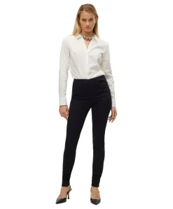 Vero Moda Jeans Skinny fit Tanya in schwarzem Black