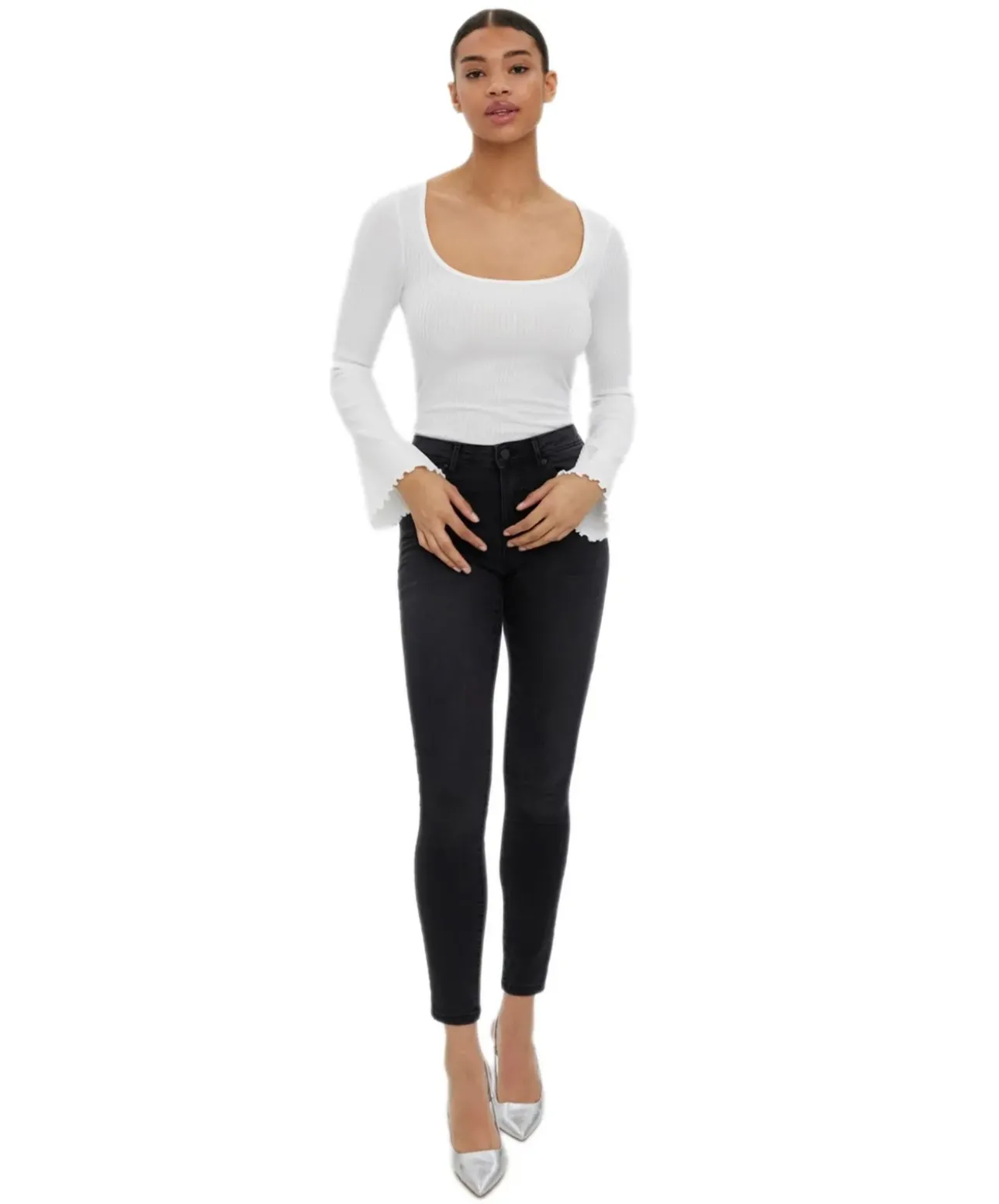 Vero Moda Jeans Skinny fit Tanya in schwarzem Used