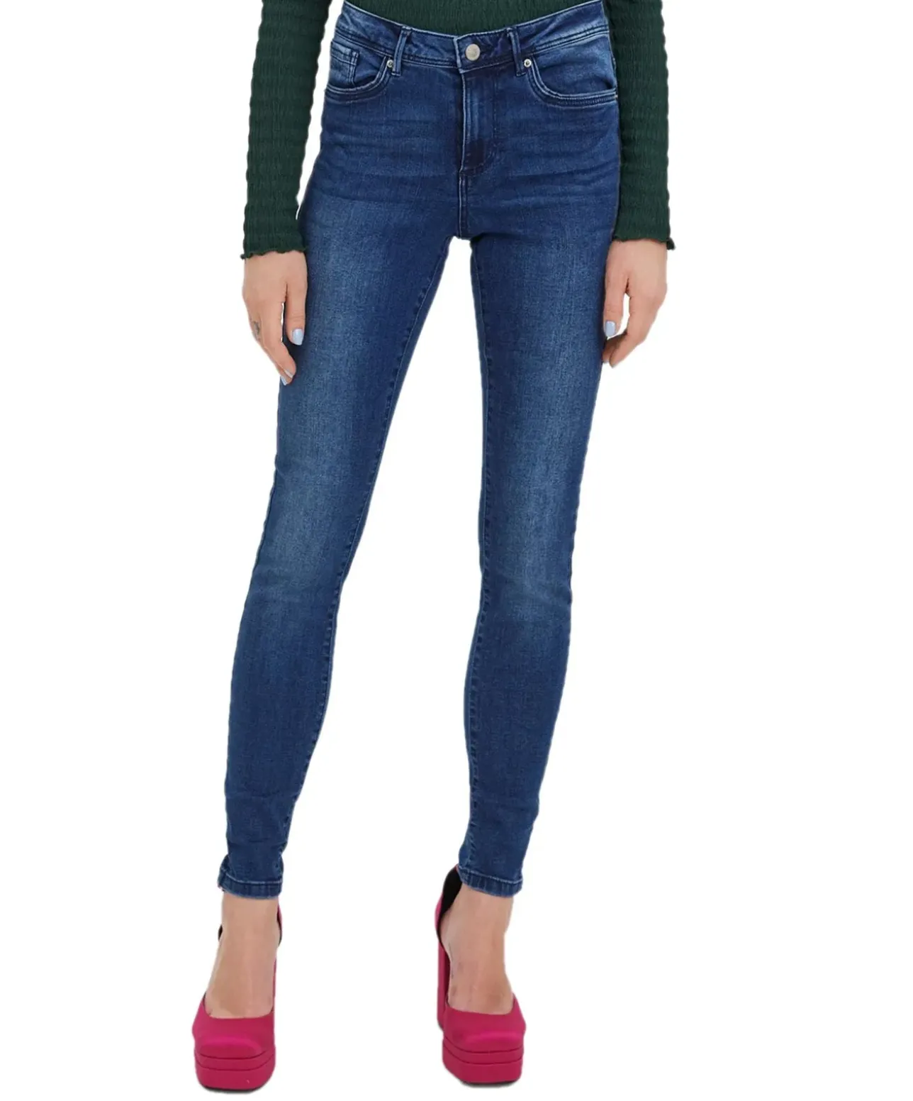 Vero Moda Jeans Skinny Tanya in innovativer Used-Optik