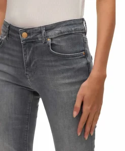 Vero Moda Jeans Slim Fit Lux in mittelgrauer Waschung