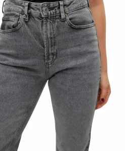 Vero Moda Jeans Tessa in Grau mit Straight Fit